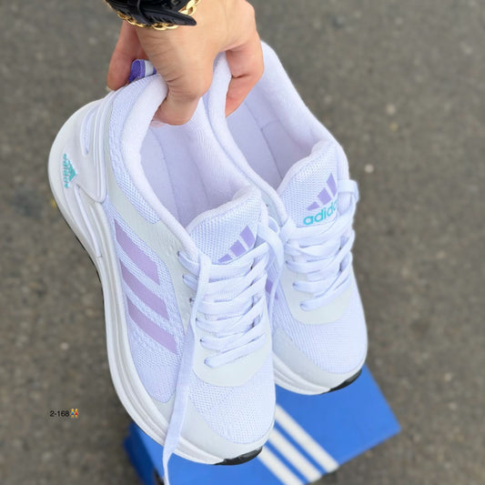 Tenis Adidas HRT Blanco Lila – El Complemento Perfecto para tu Outfit